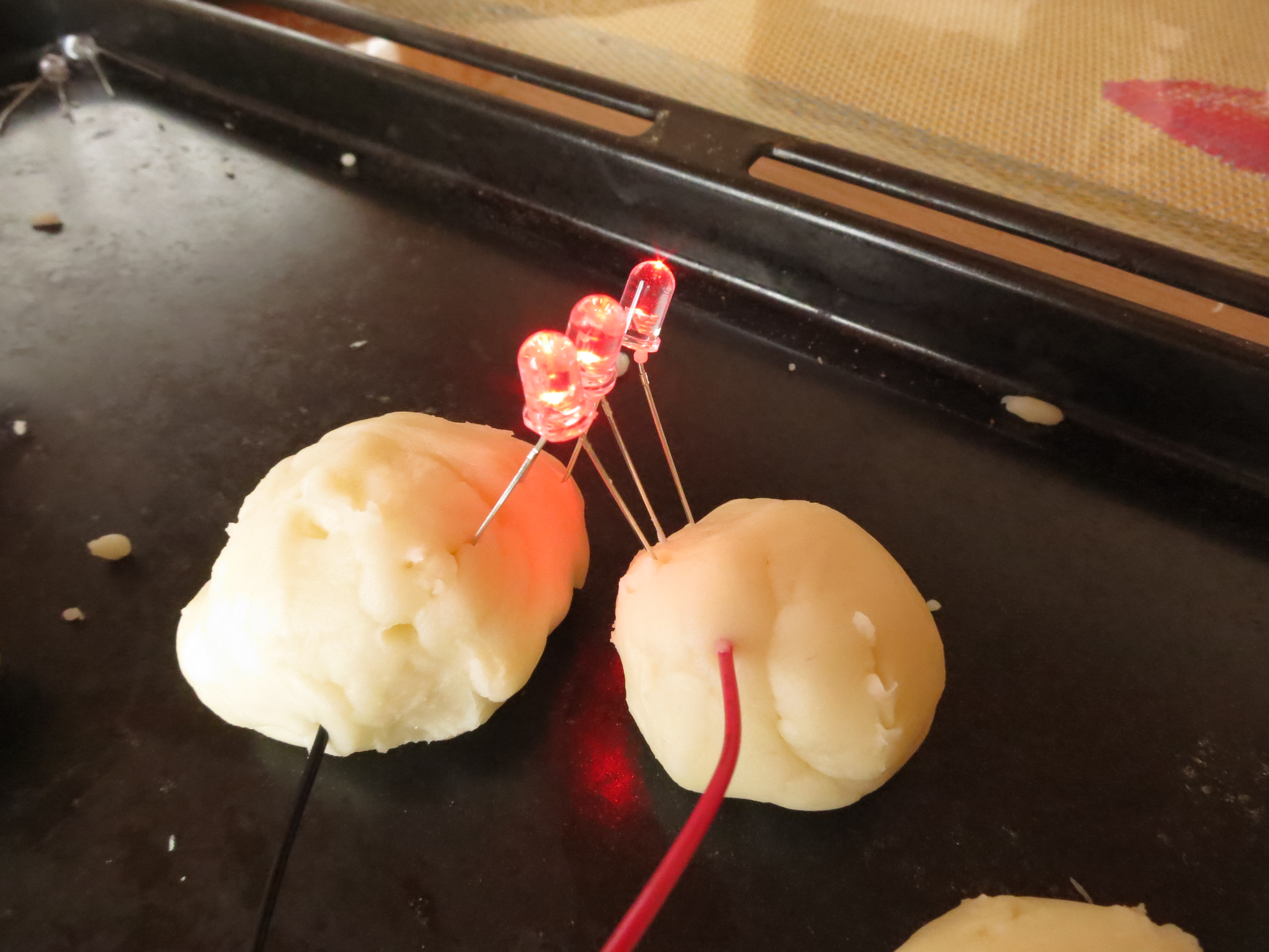 小麦粉粘土で電子工作してみたら Civic Site